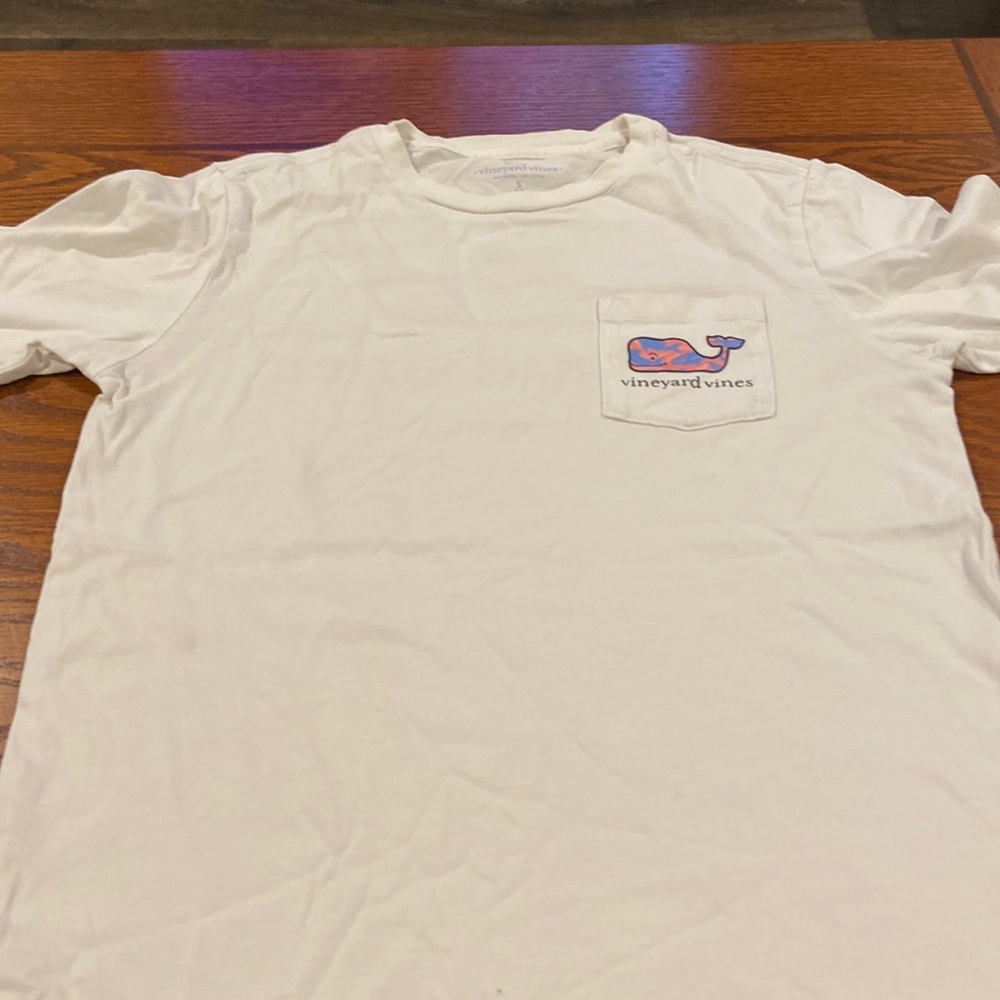 Vineyard Vines TShirt